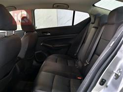 نيسان ألتيما